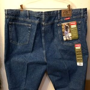 NWT Wrangler Jean's regular fit sz 52x30